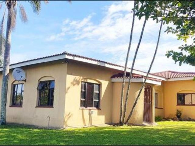 R15 150 | 4 Bedroom House For Rent in Salmon Bay, Port Edward