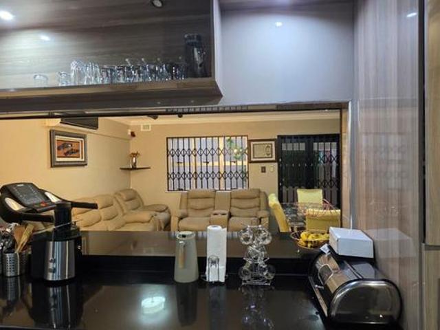 R15 500 | 3 Bedroom Townhouse For Rent in Overport, Durban