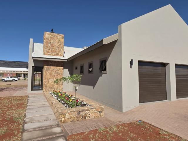 R17,160 pm 3 Bedroom Gated Estate To Let in Louisvale
