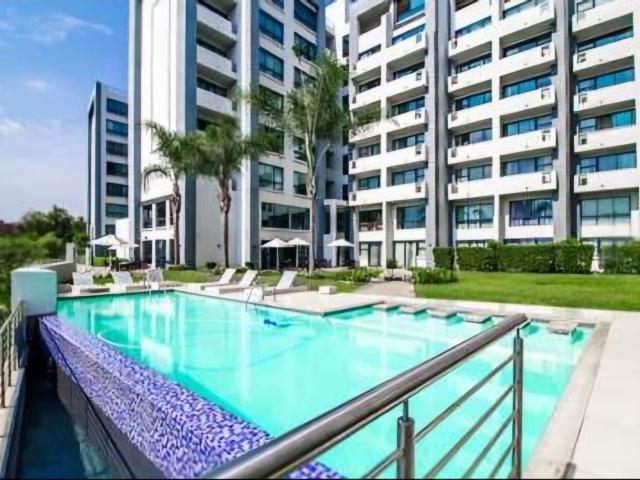 R17 999 | 2 Bedroom Apartment / Flat For Rent in Menlyn, Pretoria