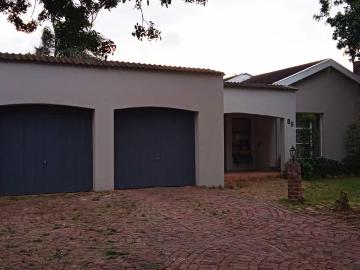 R18,750 pm 5 Bedroom House To Let in Bluewater Bay