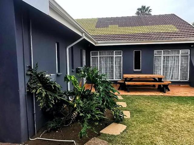 R19 000 | 3 Bedroom House For Rent in Glen Marais, Kempton Park