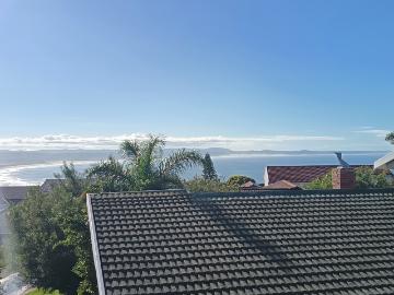 R22,300 pm 5 Bedroom House To Let in Wavecrest