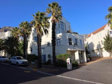 R23 500 | 2 Bedroom Apartment / Flat For Rent in Vredehoek, Cape Town