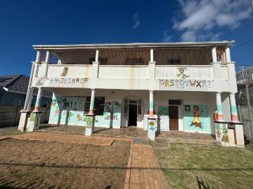 R27,000 pm 6 Bedroom Freehold To Let in Southernwood