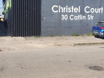 R2 800 | Bachelor Unit For Rent in Germiston Central, Germiston