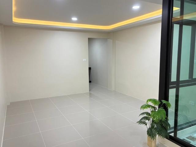 #R3774 ให้เช่าออฟฟิศ Soi Charan Sanit Wong 90