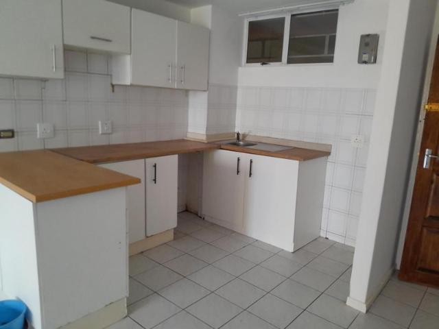 R7 500 | 2 Bedroom Apartment / Flat For Rent in South Beach, Durban