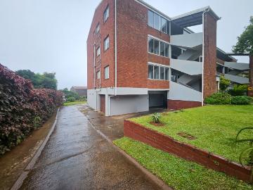 R7,200 pm 2 Bedroom Apartment To Let in Amanzimtoti