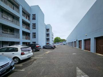 R7,500 pm 2 Bedroom Apartment To Let in Athlone Park