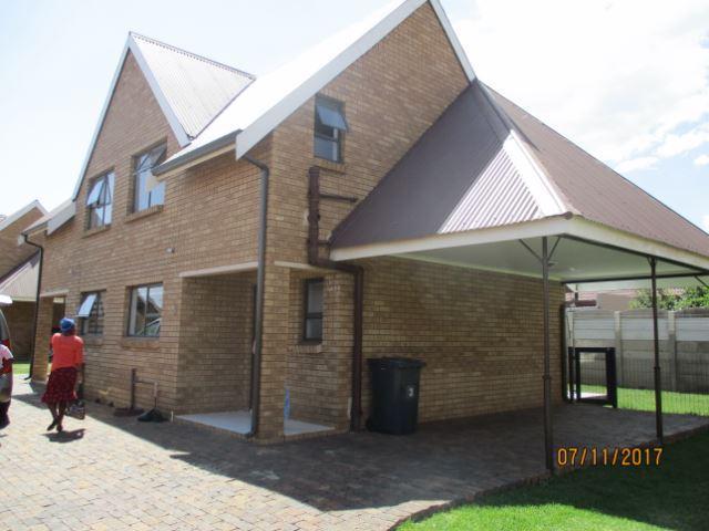 R7 700 | 2 Bedroom Townhouse For Rent in Delmas, Delmas