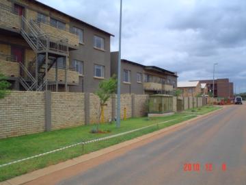 R7,805 pm 3 Bedroom Duplex To Let in Lephalale