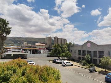 R7 900 | 2 Bedroom Apartment / Flat For Rent in Paarl, Paarl