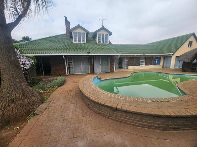 R7 000 | 3 Bedroom Apartment / Flat For Rent in Germiston Central, Germiston