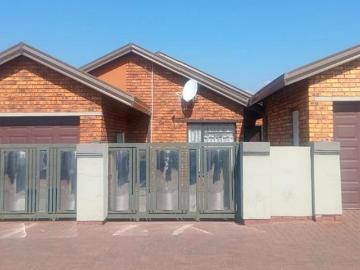 R7 000 | 3 Bedroom House For Rent in Nguni Section, Boksburg