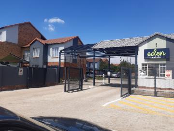 R7,200 pm 2 Bedroom Apartment To Let in Dorandia