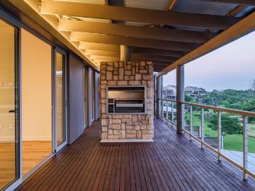 R40,000 pm 4 Bedroom Apartment To Let in Ballito Central