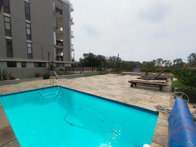 R36 000 | 2 Bedroom Apartment / Flat For Rent in Green Point Upper, Cape Town