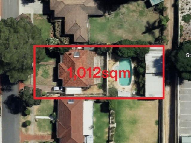 Open By Appointment BIG BLOCK ELEVATED LOCATION ! R40 Development Opportunity 1,012m² with Rear Laneway