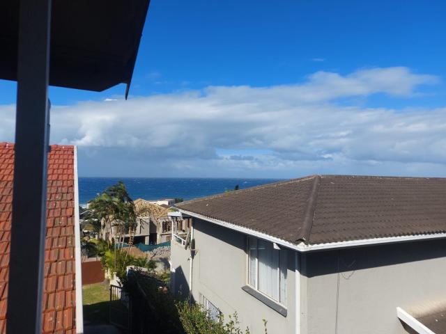 R4 500 | 1 Bedroom Apartment / Flat For Rent in Uvongo Beach, Uvongo