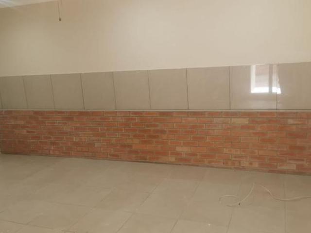 R4 600 | 1 Bedroom Apartment / Flat For Rent in Observatory, Johannesburg