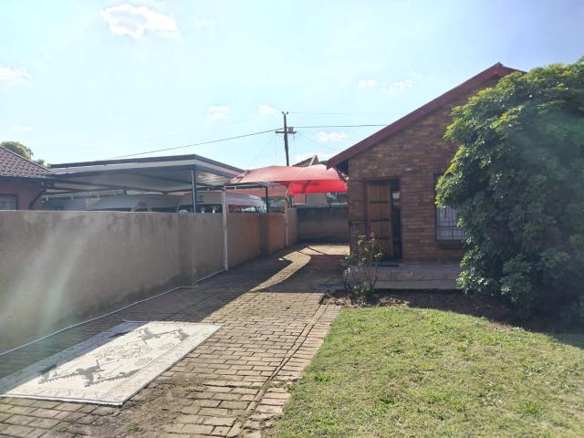 R4,750 pm 2 Bedroom House To Let in Soshanguve XX
