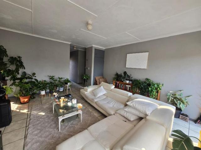 R4 800 | 2 Bedroom Apartment / Flat For Rent in Germiston South, Germiston