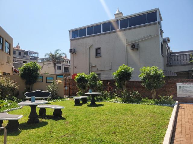 R4 950 | 1 Bedroom Apartment / Flat For Rent in Uvongo Beach, Uvongo