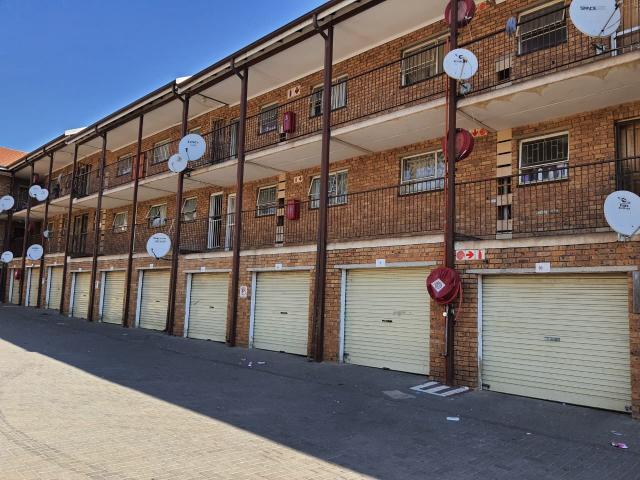 R4 950 | 2 Bedroom Apartment / Flat For Rent in Kempton Park, Kempton Park
