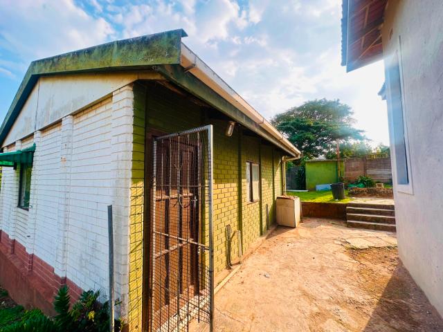 R4 000 | 1 Bedroom Cottage For Rent in Montclair, Durban