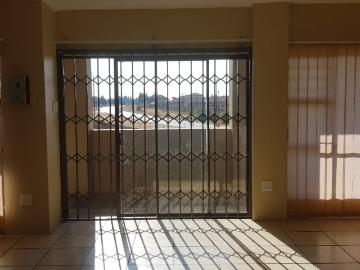 R5,790 pm 2 Bedroom Apartment To Let in Grimbeeck Park