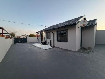 R5,880 pm 3 Bedroom House To Let in Soshanguve XX