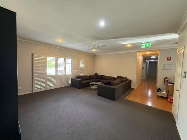 R6/250 Fully Furnished single Room | UQ St Lucia