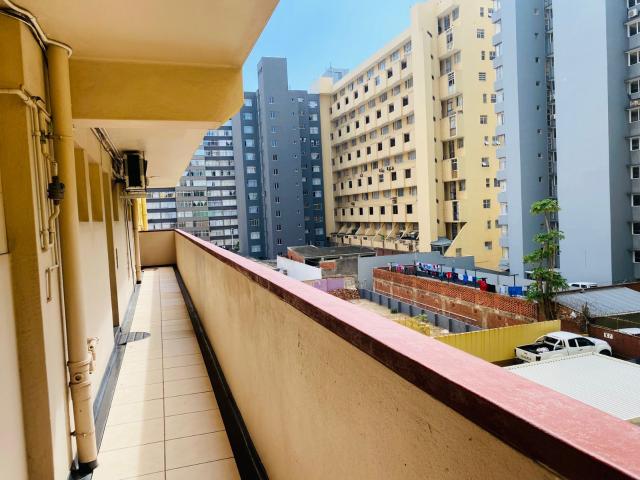 R6,500 pm 1 Bedroom Apartment To Let in South Beach