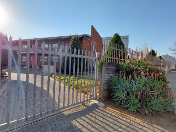 R6,570 pm 2 Bedroom Apartment To Let in Baillie Park