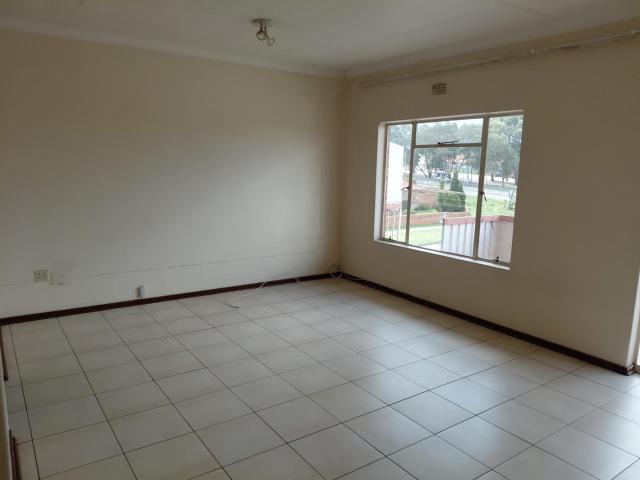 R6 000 | 2 Bedroom Apartment / Flat For Rent in Gillview, Johannesburg