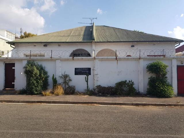 R6 000 | 2 Bedroom House For Rent in Brixton, Johannesburg