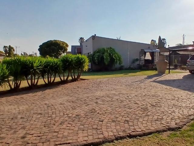 Water and Municipal costs included. R7700pm | 2 Bedroom House For Rent in Eloff, Eloff
