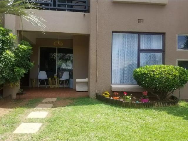 R8 500 | 2 Bedroom Townhouse For Rent in Glenvista, Johannesburg