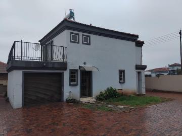 House to rent in Sedibeng District Municipality - Powder room