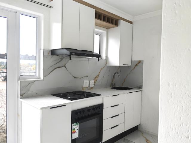 R8,250 pm 1 Bedroom Apartment To Let in Sandown
