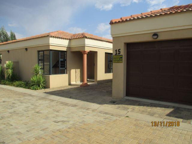 R8 795 | 3 Bedroom Townhouse For Rent in Delmas, Delmas