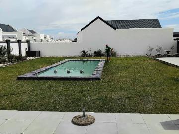 R8,950 pm 1 Bedroom Apartment Block To Let in Laguna