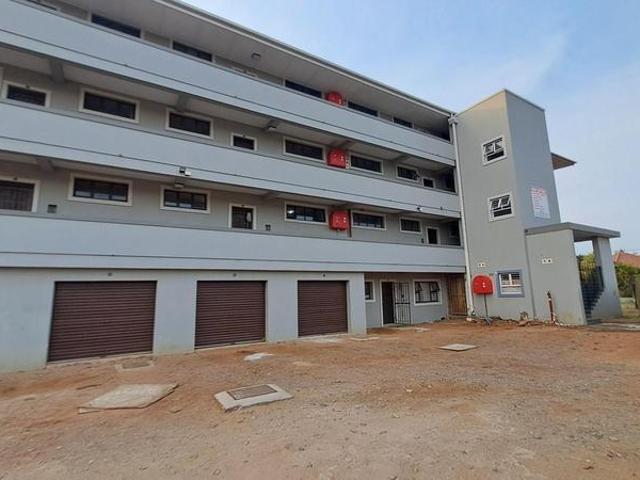 R8 000 | 2 Bedroom Apartment / Flat For Rent in Bluff, Durban