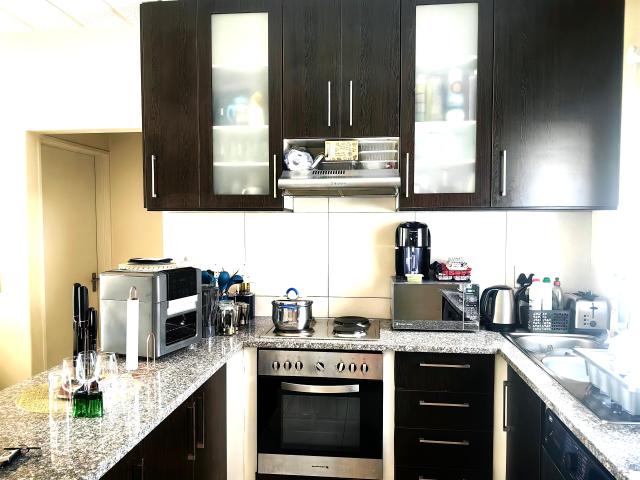 R8,000 pm 1 Bedroom Apartment To Let in Magaliessig
