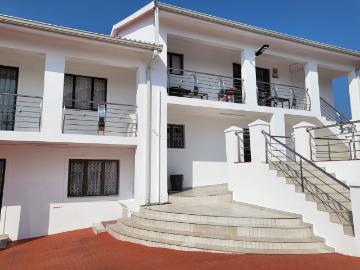 R8,000 pm 2 Bedroom Apartment To Let in Silverglen