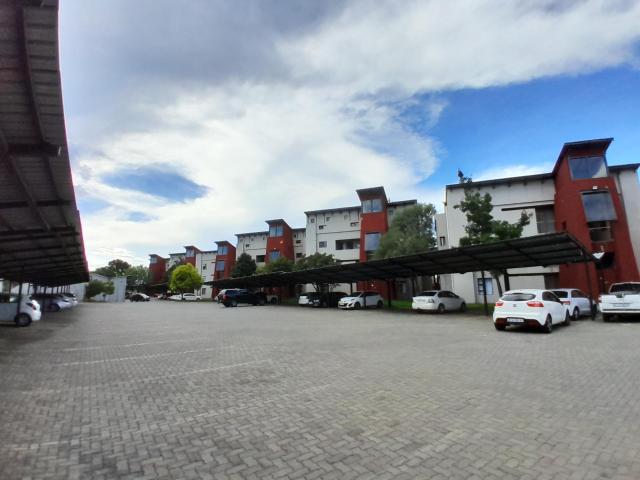 R8 250 | 2 Bedroom Apartment / Flat For Rent in Rooihuiskraal North, Centurion