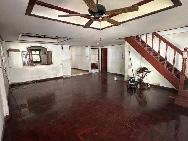 #R9516 040369 ให้เช่าบ้าน House in Sukhumvit 101/1