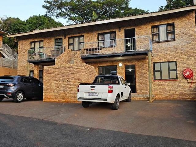 R9 400 | 2 Bedroom Apartment / Flat For Rent in Durban North, Durban