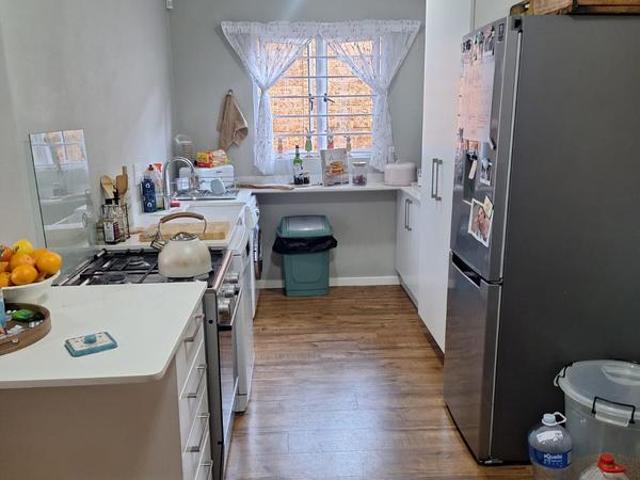 R8 000 | 1 Bedroom Apartment / Flat For Rent in Linden, Johannesburg